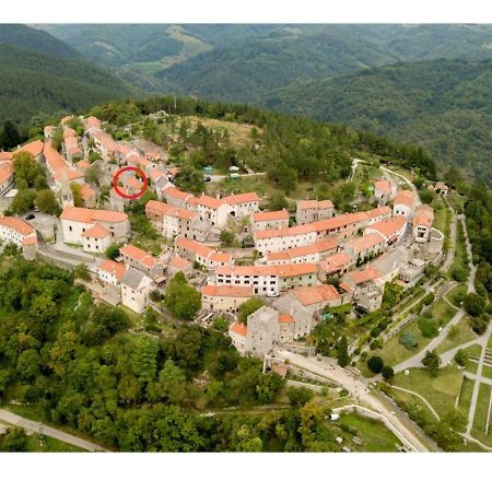 Blackbird House Stanjel Historic Center Bagian luar foto