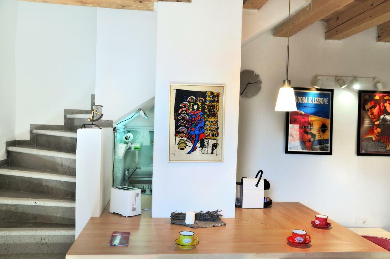Blackbird House Stanjel Historic Center Bagian luar foto