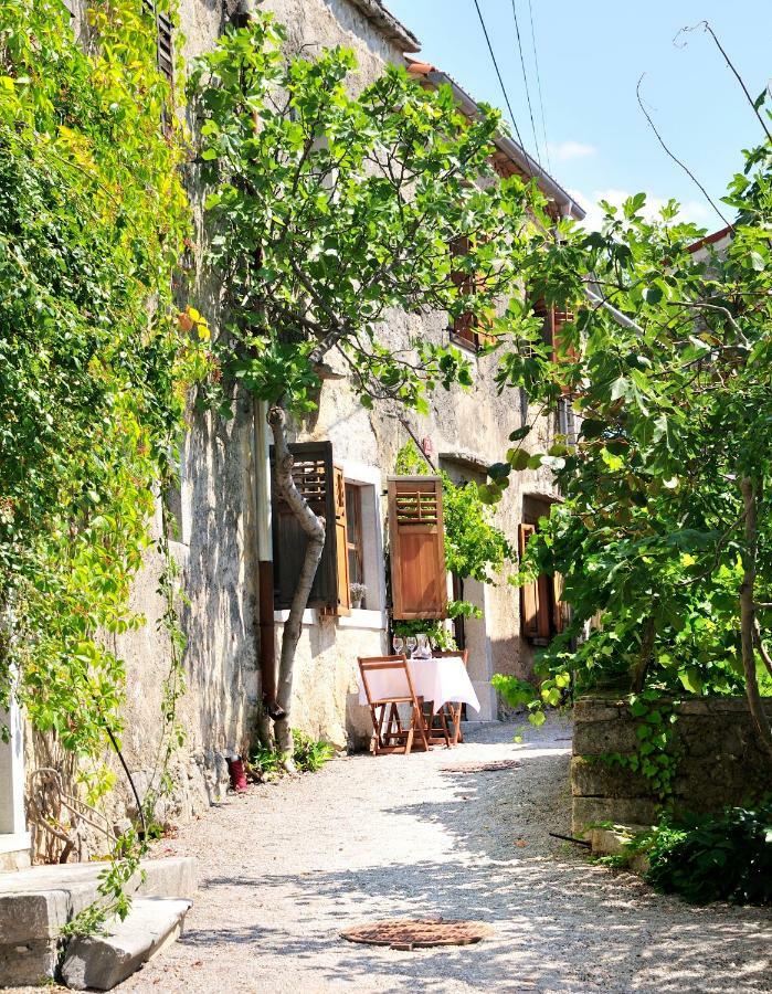 Blackbird House Stanjel Historic Center Bagian luar foto